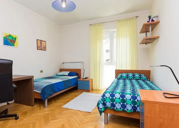 Ferienhaus In Pore With Swimming Pool