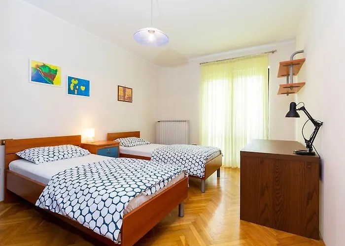 Ferienhaus In Pore With Swimming Pool