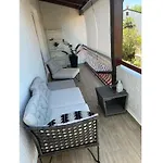 Vikendica In Pore With Swimming Pool Porec