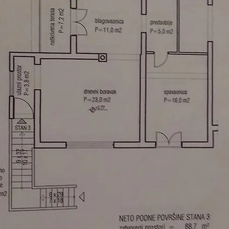 In Pore With Swimming Pool ポレッチ