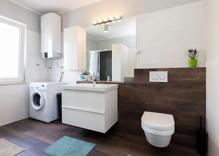 In Pore With Swimming Pool 別荘 *